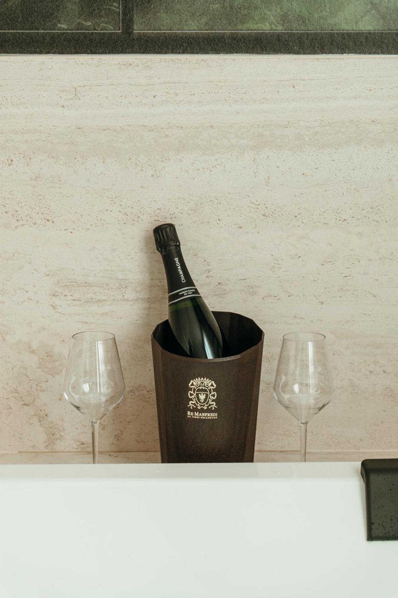 Wine & Wellness Hotel Villalta  Bagian luar foto